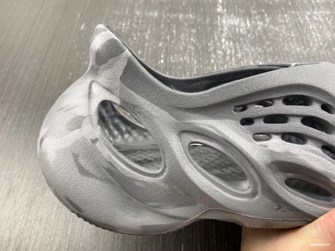 Yeezy Granite RNR Adidas Foam IE4931 MX 0811
